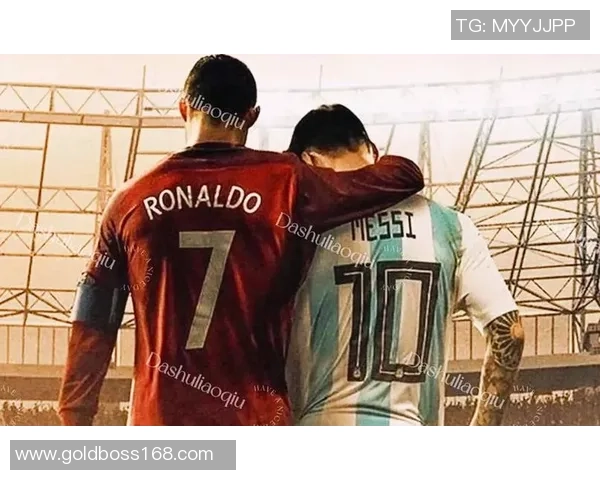 与足球明星同框合影，记录下珍贵瞬间，见证足球传奇的辉煌与荣耀